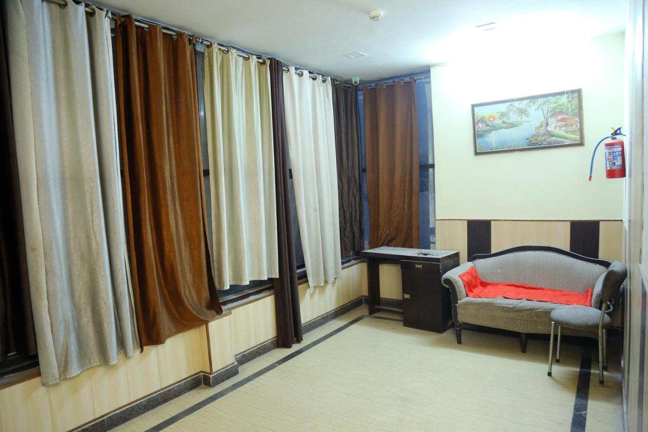 Aerocity Hotel Jindal Palace Delhi- A Well Hygiene Property"All Staff Vaccinated " นิวเดลี ภายนอก รูปภาพ
