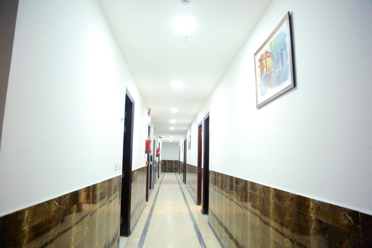 Aerocity Hotel Jindal Palace Delhi- A Well Hygiene Property"All Staff Vaccinated " นิวเดลี ภายนอก รูปภาพ