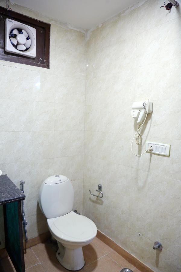 Aerocity Hotel Jindal Palace Delhi- A Well Hygiene Property"All Staff Vaccinated " นิวเดลี ภายนอก รูปภาพ