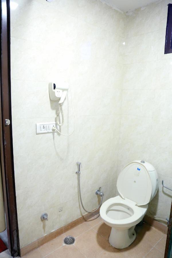 Aerocity Hotel Jindal Palace Delhi- A Well Hygiene Property"All Staff Vaccinated " นิวเดลี ภายนอก รูปภาพ