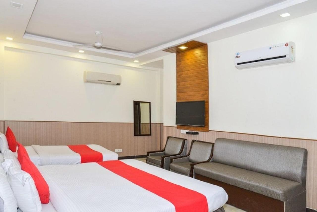 Aerocity Hotel Jindal Palace Delhi- A Well Hygiene Property"All Staff Vaccinated " นิวเดลี ภายนอก รูปภาพ