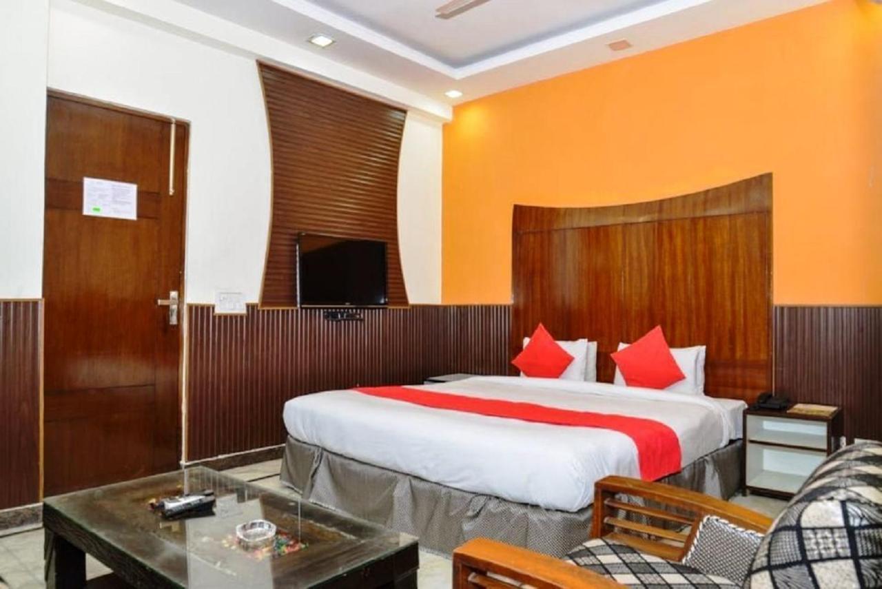 Aerocity Hotel Jindal Palace Delhi- A Well Hygiene Property"All Staff Vaccinated " นิวเดลี ภายนอก รูปภาพ